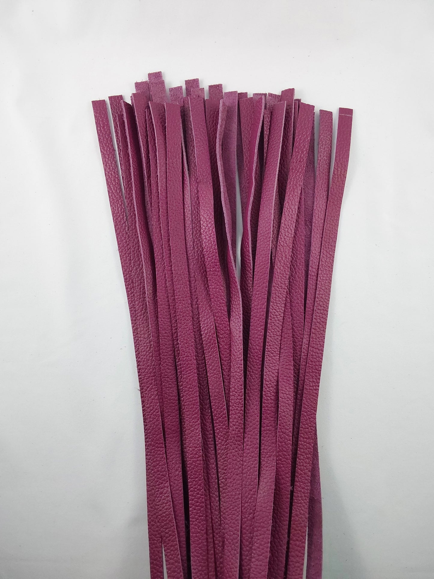 Leather Flogger, 20 Thin 45cm Falls
