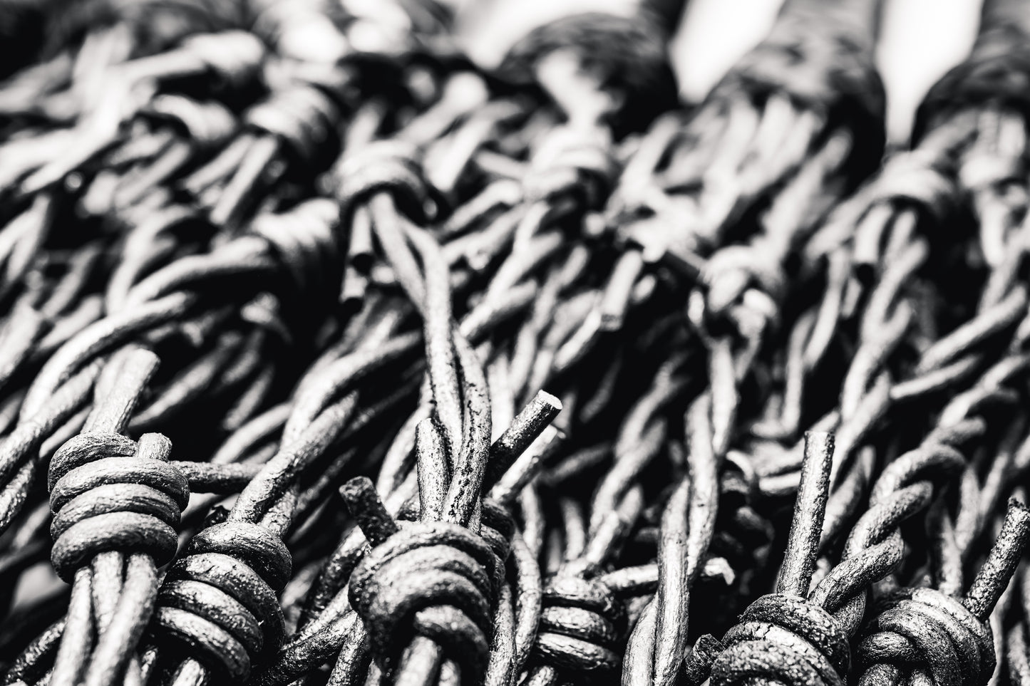 Hand Made Leather Faux Barbed Long Wire Flogger  50cm Long Falls to give that extra reach  , Silver